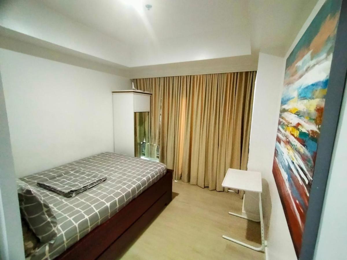 Condominium Units in Azure Beach Resort Residences Manila Exterior foto