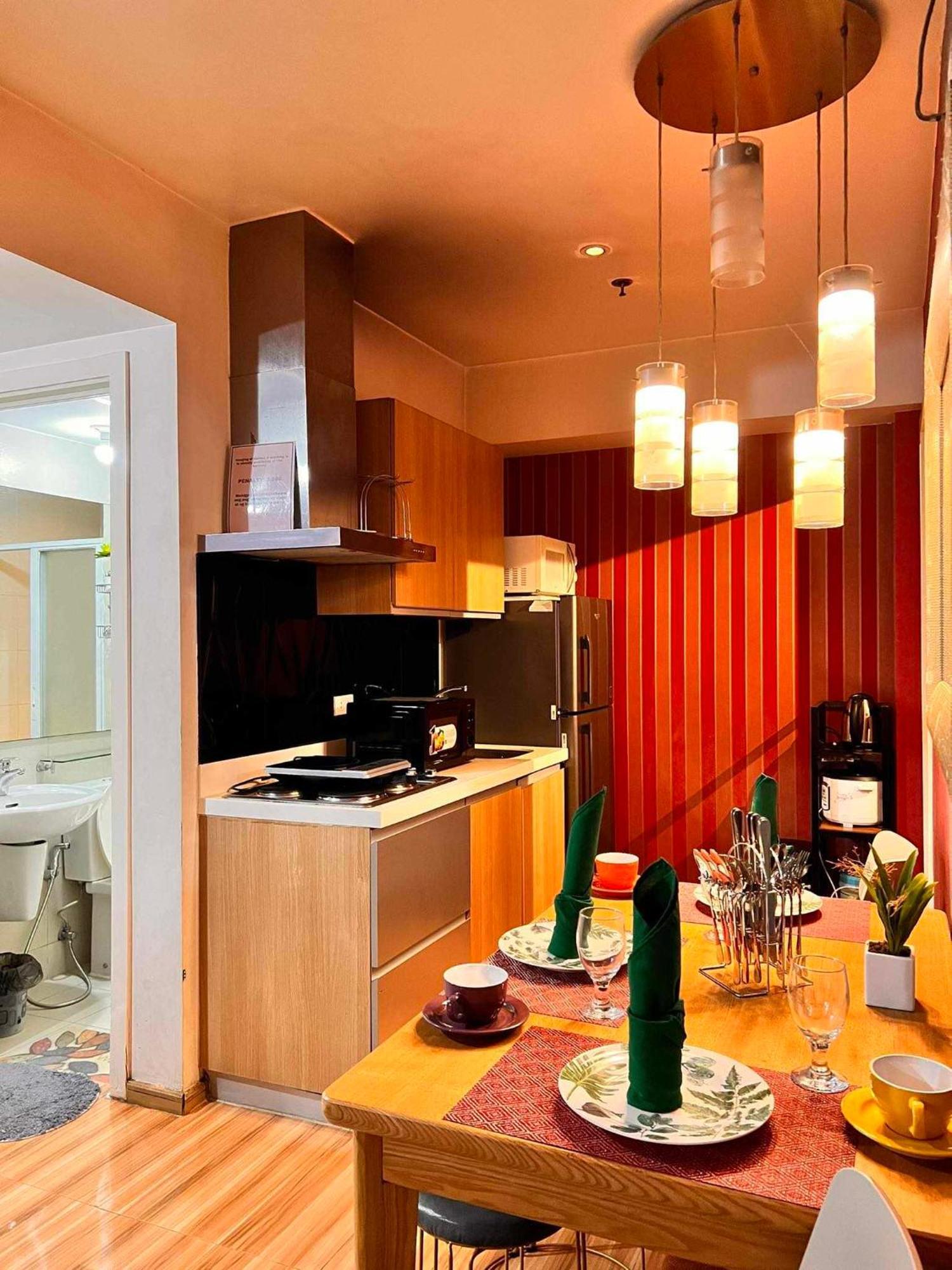 Condominium Units in Azure Beach Resort Residences Manila Exterior foto
