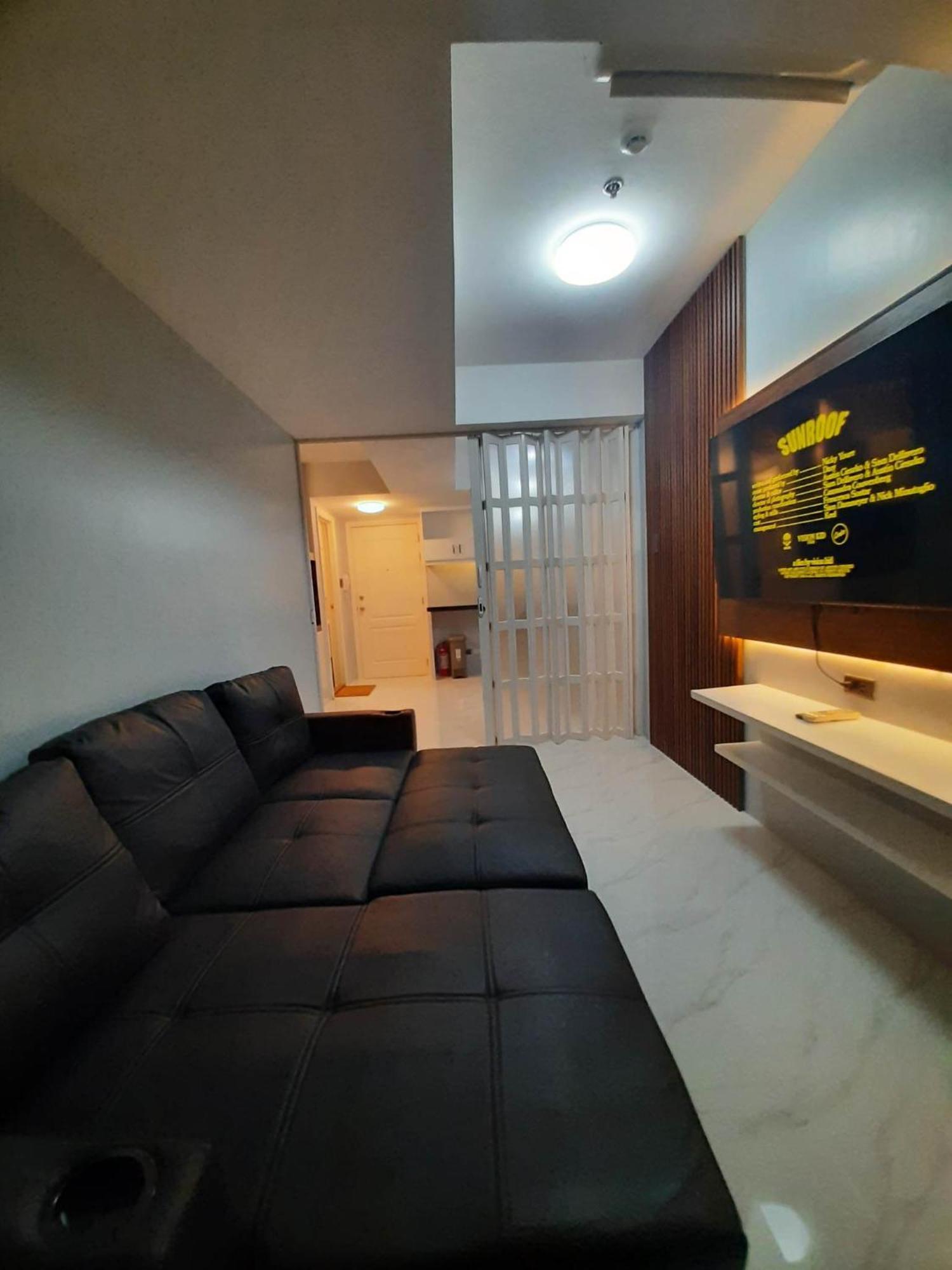 Condominium Units in Azure Beach Resort Residences Manila Exterior foto